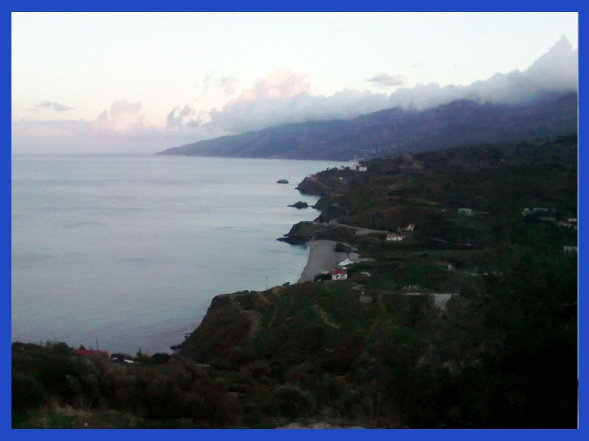 Апартаменти Kampos View Ikaria Евділос Екстер'єр фото